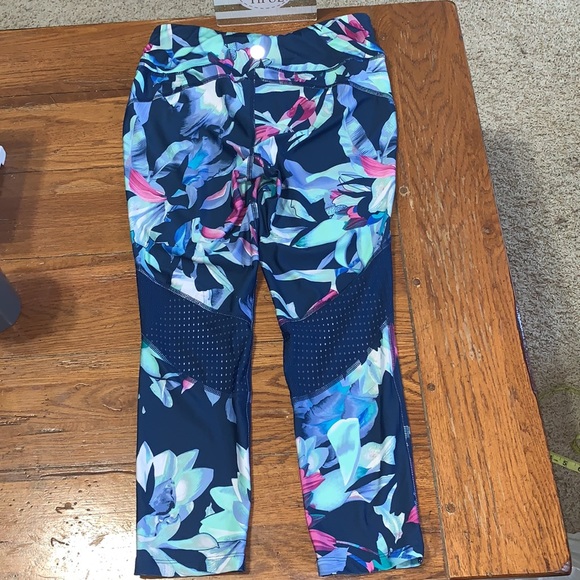 AVIA Workout Capri Performance Pants Navy Floral - Picture 3 of 12